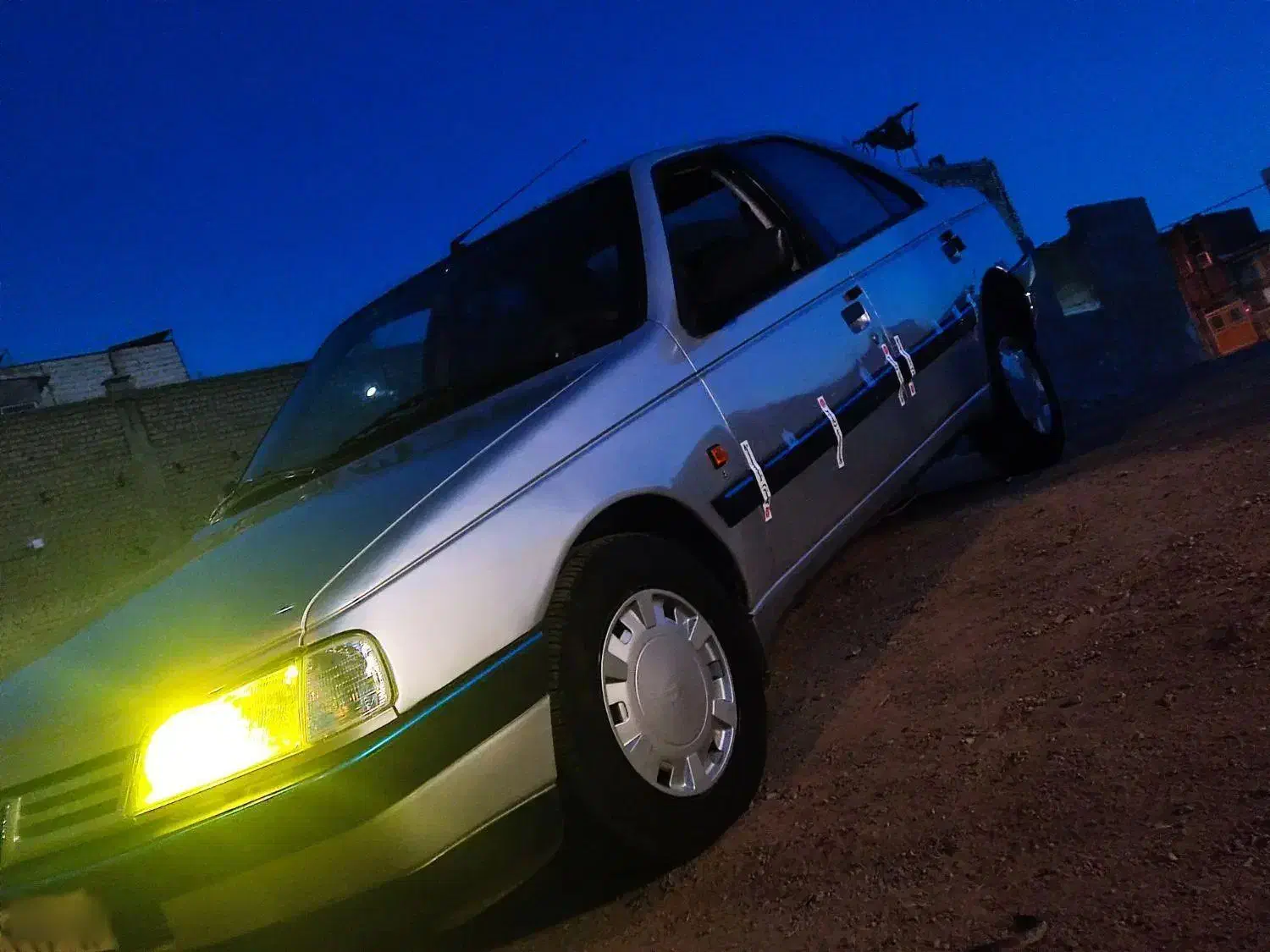 ۴۰۵مدل۹۰|خودرو سواری و وانت|قم, لسانی|دیوار