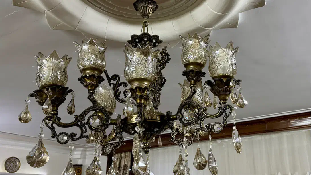 لوستر برنجی اصل انتیک|لوستر و چراغ آویز|گلپایگان, |دیوار