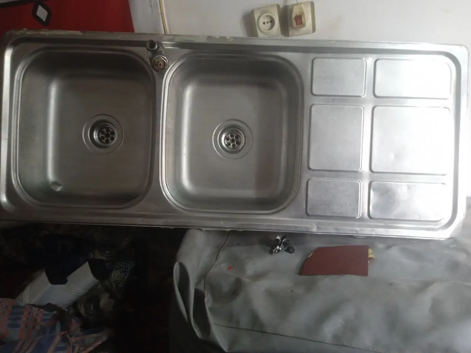 سینگ|آبچکان و نظمدهنده ظروف|بوشهر, |دیوار