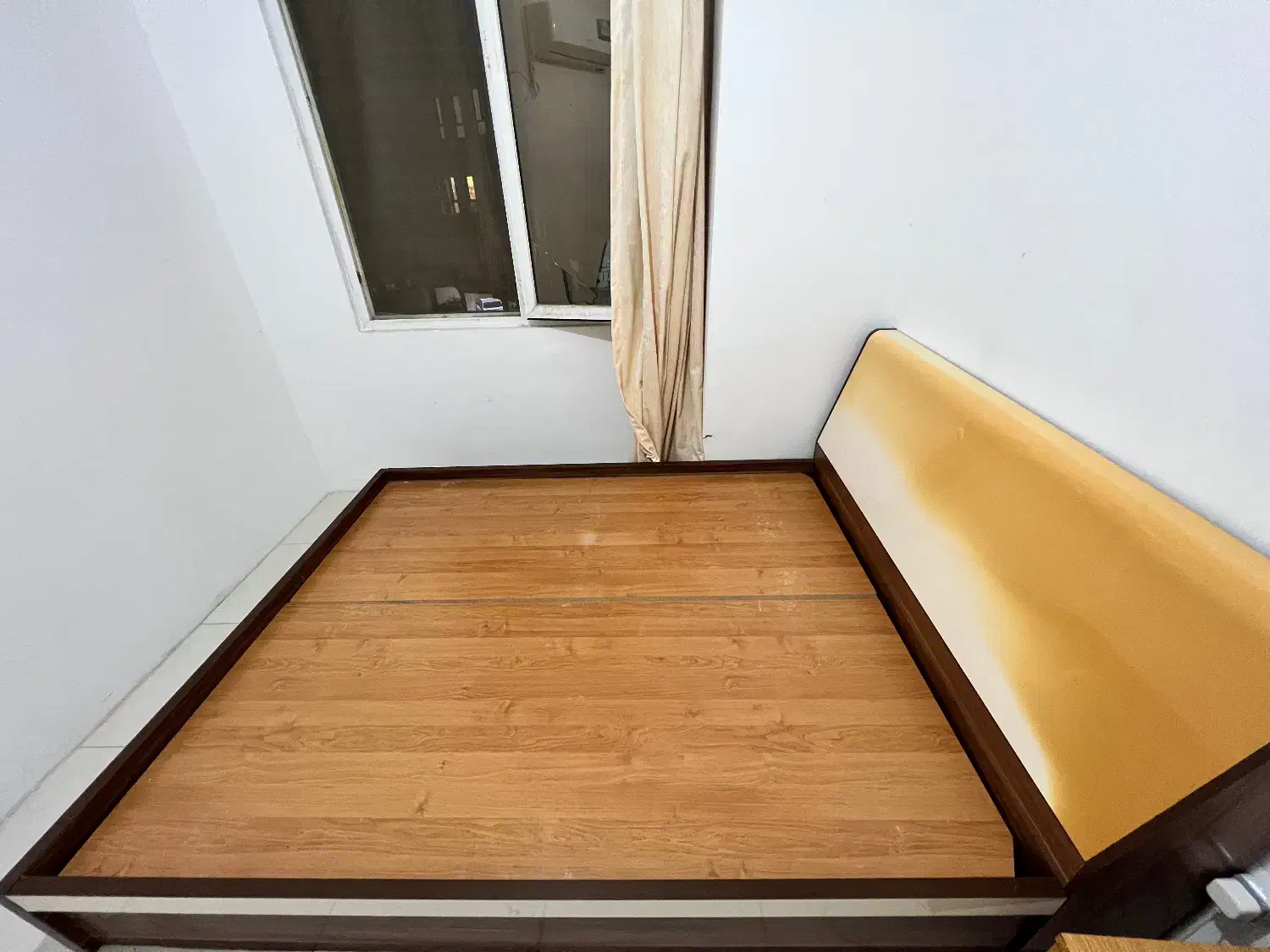 تخت خواب دو نفره (۲ نفره)|تخت و سرویس خواب|بندرعباس, |دیوار