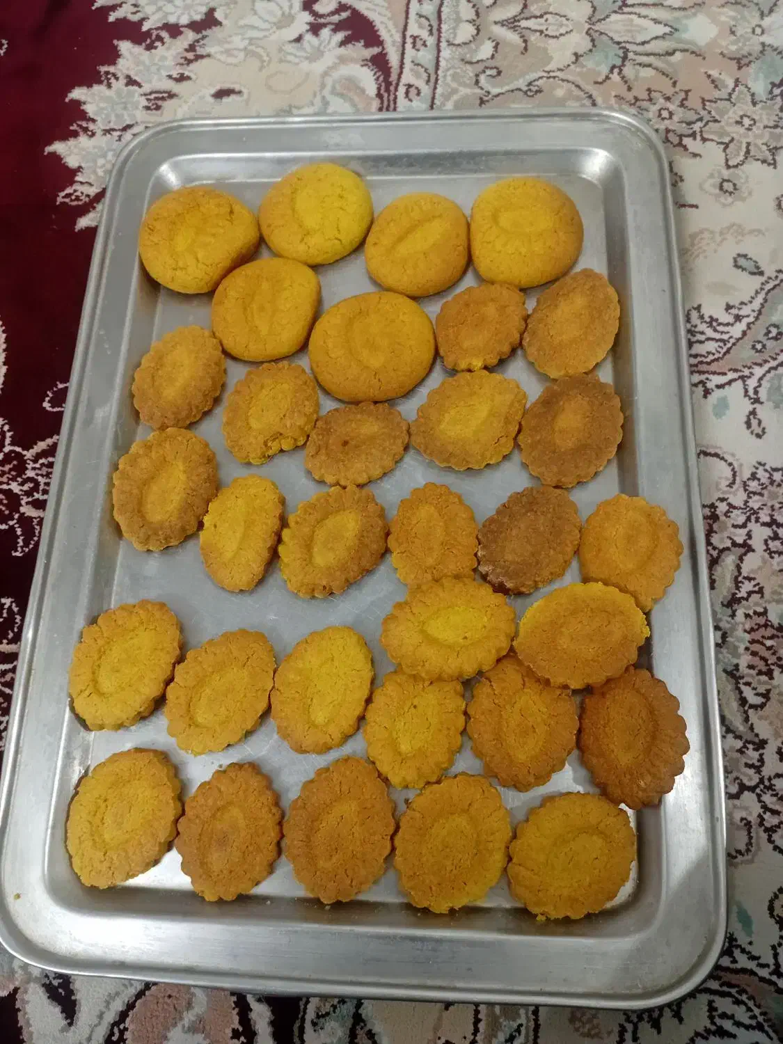 انواع شیرینی خانگی در منزل پذیرفته می‌شود|خوردنی و آشامیدنی|قم, حاج خلیل|دیوار