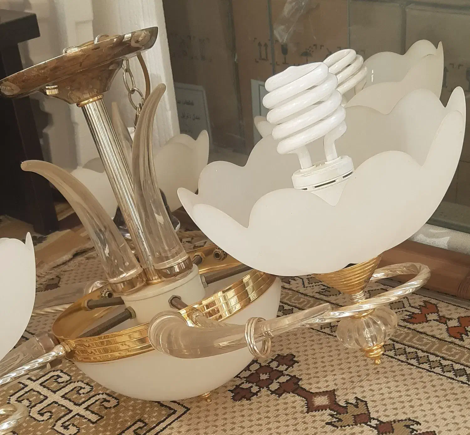 لوستر|لوستر و چراغ آویز|نیشابور, گمنام غربی|دیوار