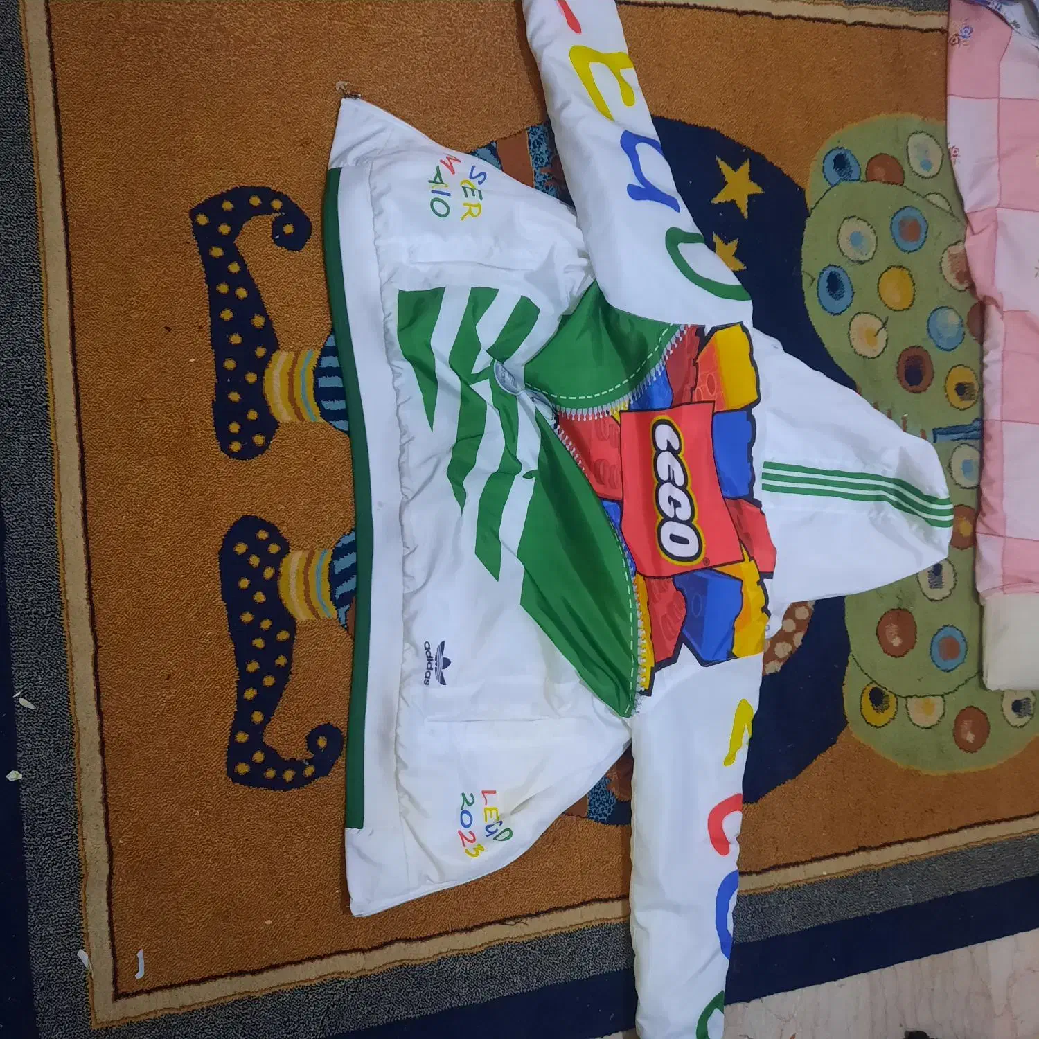 کاپشن آدیداس|لباس|تهران, اختیاریه|دیوار