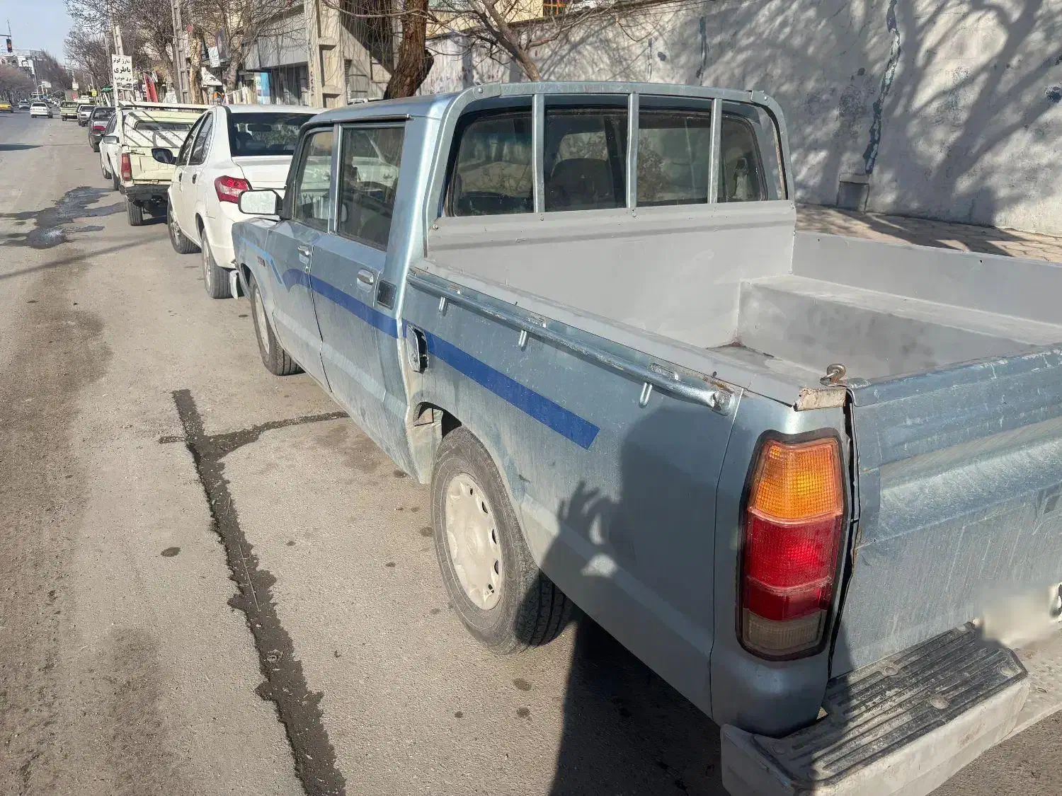 مزدا ۲۰۰۰|خودرو سواری و وانت|شهرکرد, |دیوار