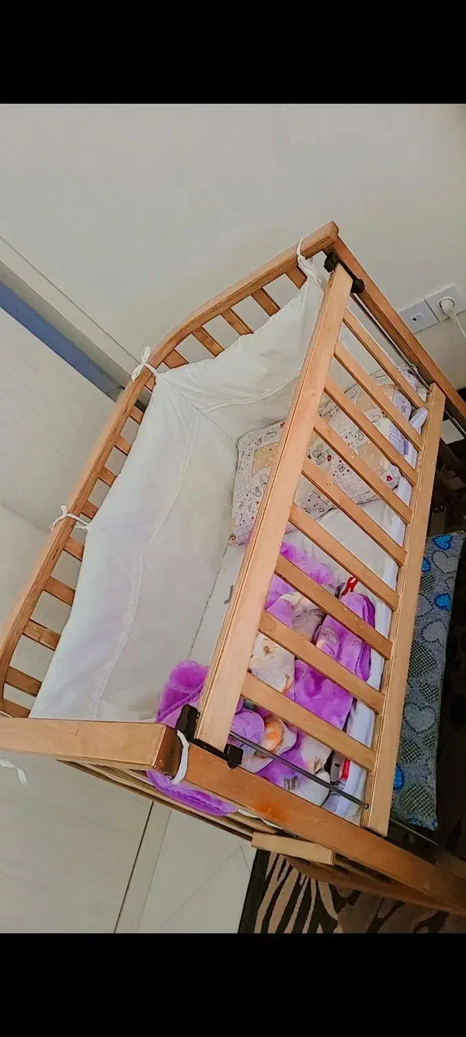 تخت گهواره جودیکو|تخت و صندلی بچه|کرج, باغستان|دیوار