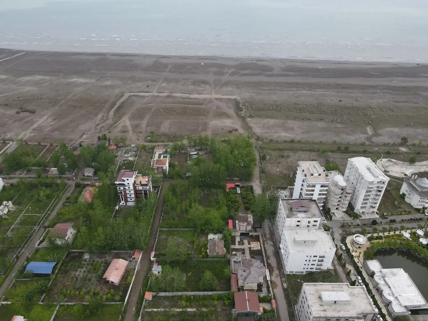 فروش زمین با موقعیت استثنایی در شهرچاف و چمخاله|فروش زمین و ملک کلنگی|رشت, بازار|دیوار