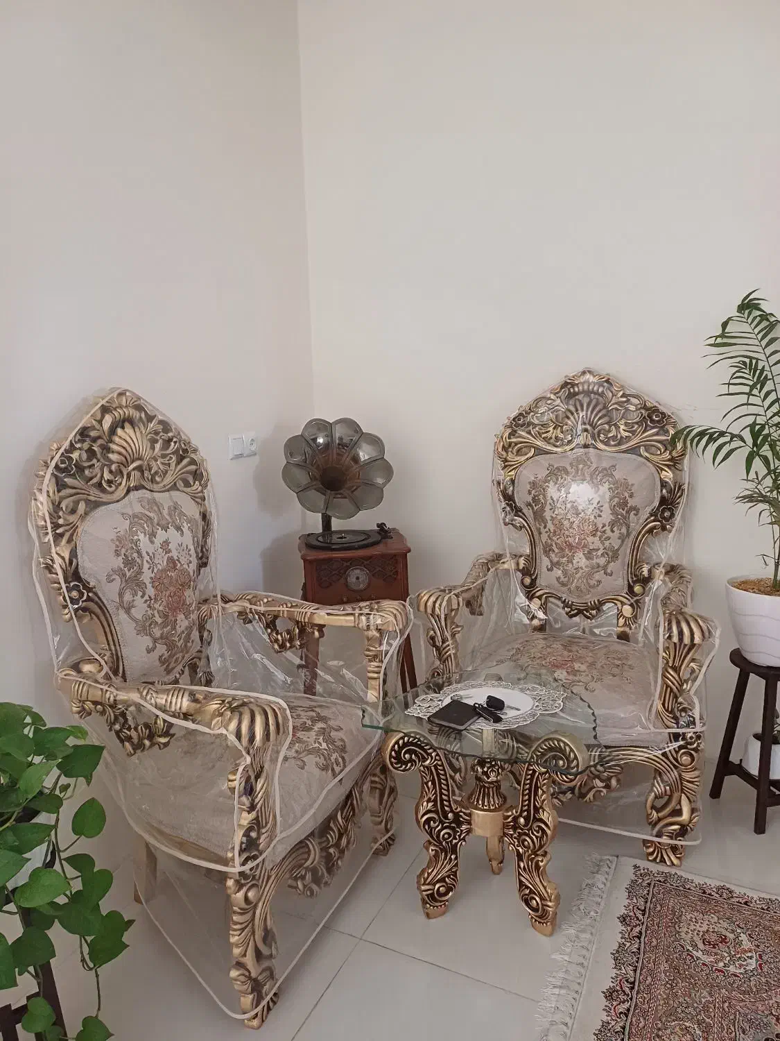 مبل سلطنتی تمام چوب اصل راش|مبلمان خانگی و میز عسلی|خوی, |دیوار