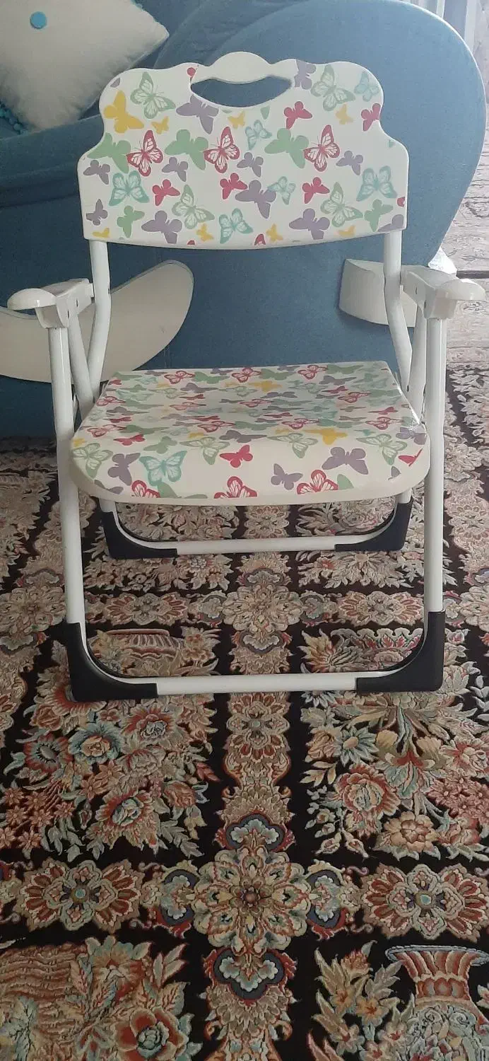 صندلی کودک|تخت و صندلی بچه|زاهدان, |دیوار