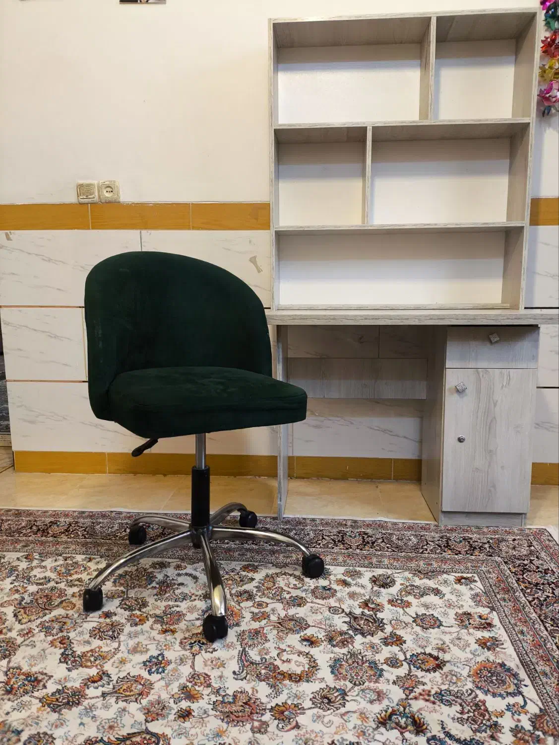 میز تحریر با صندلی|میز تحریر و کامپیوتر|کرمان, |دیوار