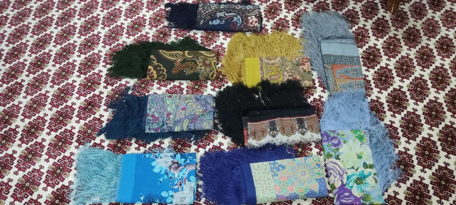 فرش چارقد قدیمی|لباس|سیمین شهر, |دیوار