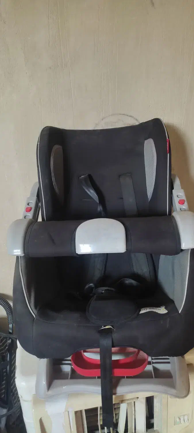 صندلی ماشین کودک|تخت و صندلی بچه|میاندوآب, |دیوار