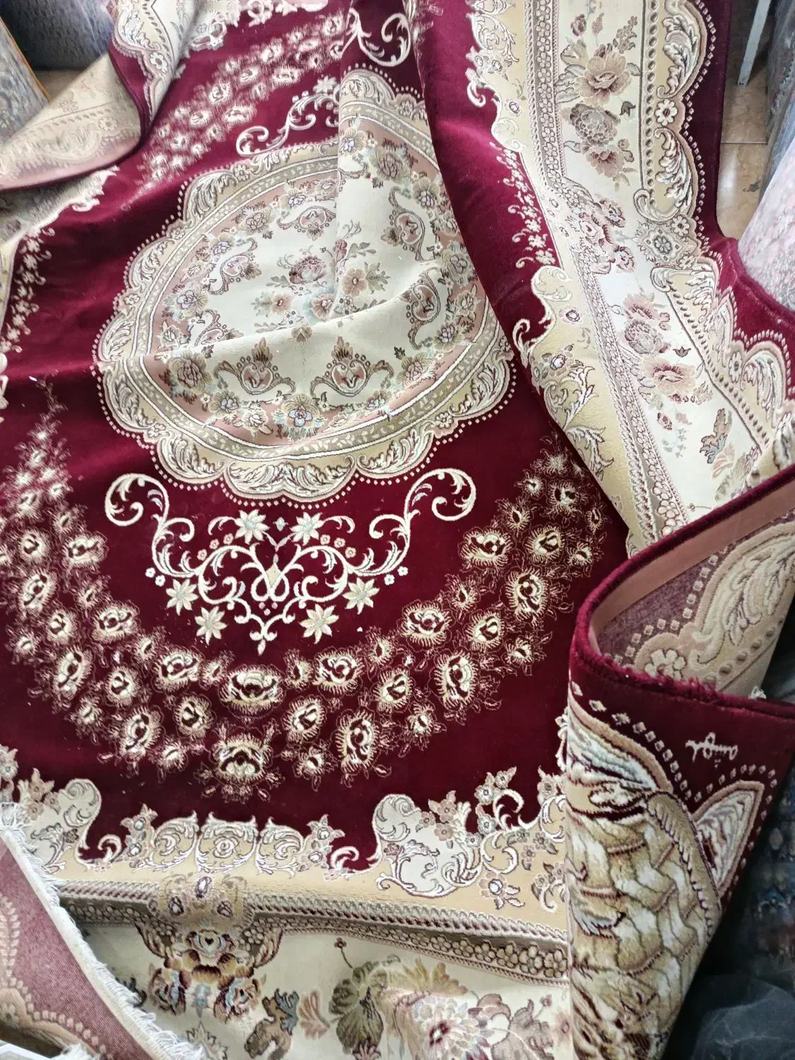 فرش دست دوم|فرش|کاشان, راوند|دیوار