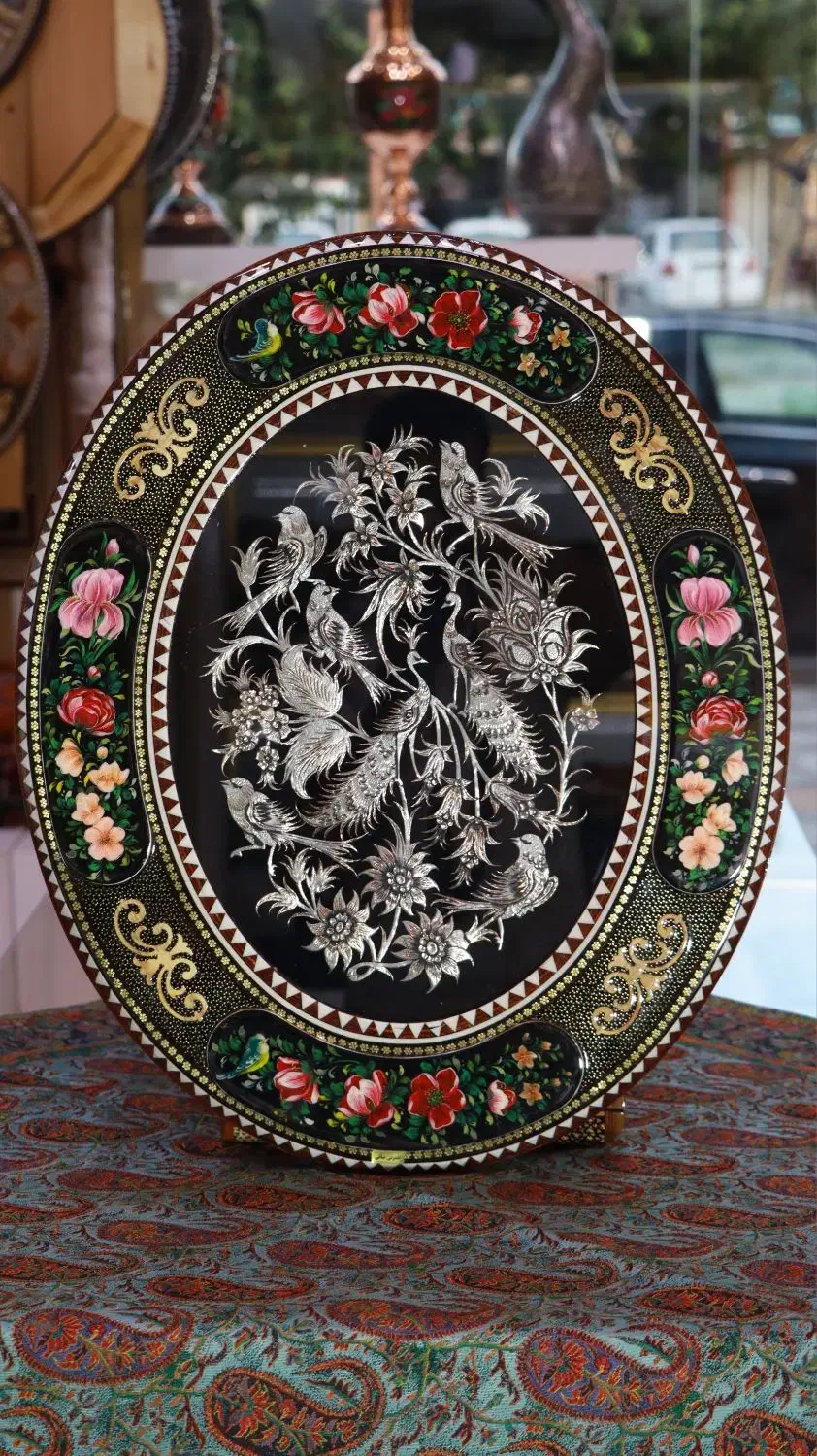 قاب قلمزنی|تابلو، نقاشی، عکس|شیراز, گلدشت معالی‌آباد|دیوار