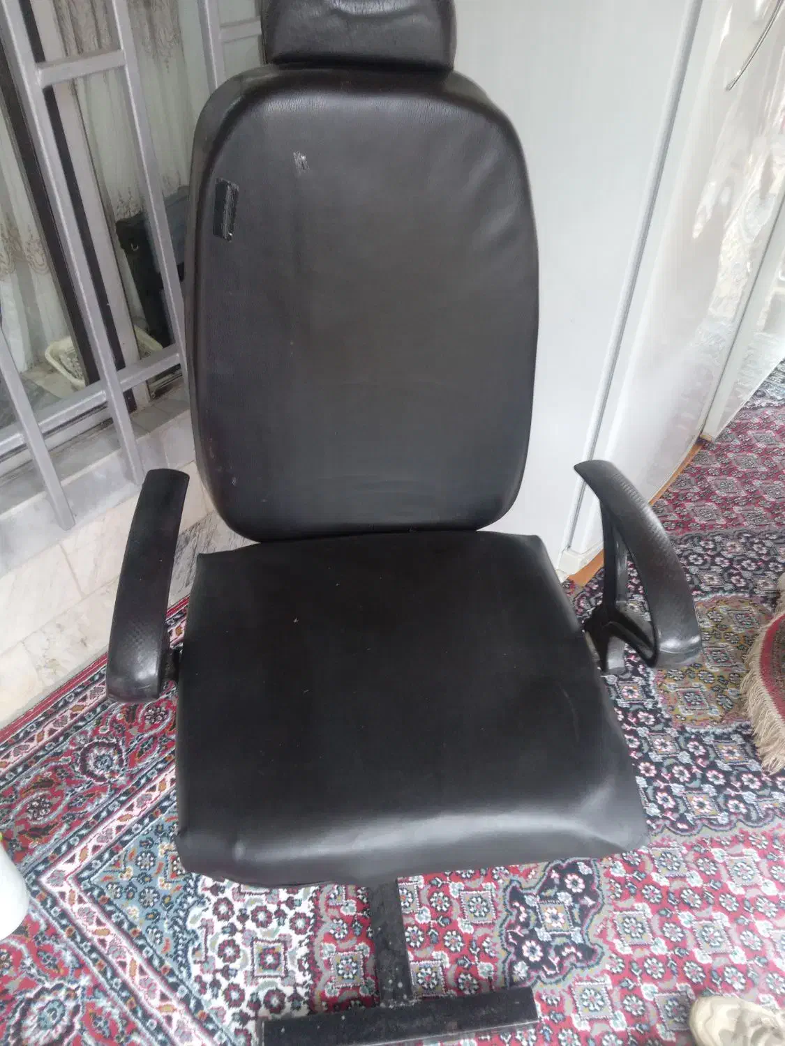 صندلی آرایشگری|آرایشگاه و سالنهای زیبایی|لیسار, |دیوار