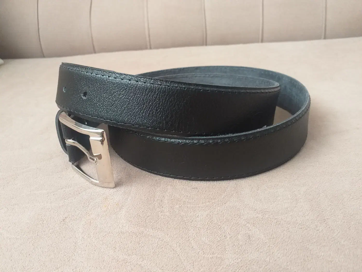 کمربندکیف وانواع گل طبیعی وچندتخته فرش نصف قیمت|کیف، کفش، کمربند|قروه, |دیوار