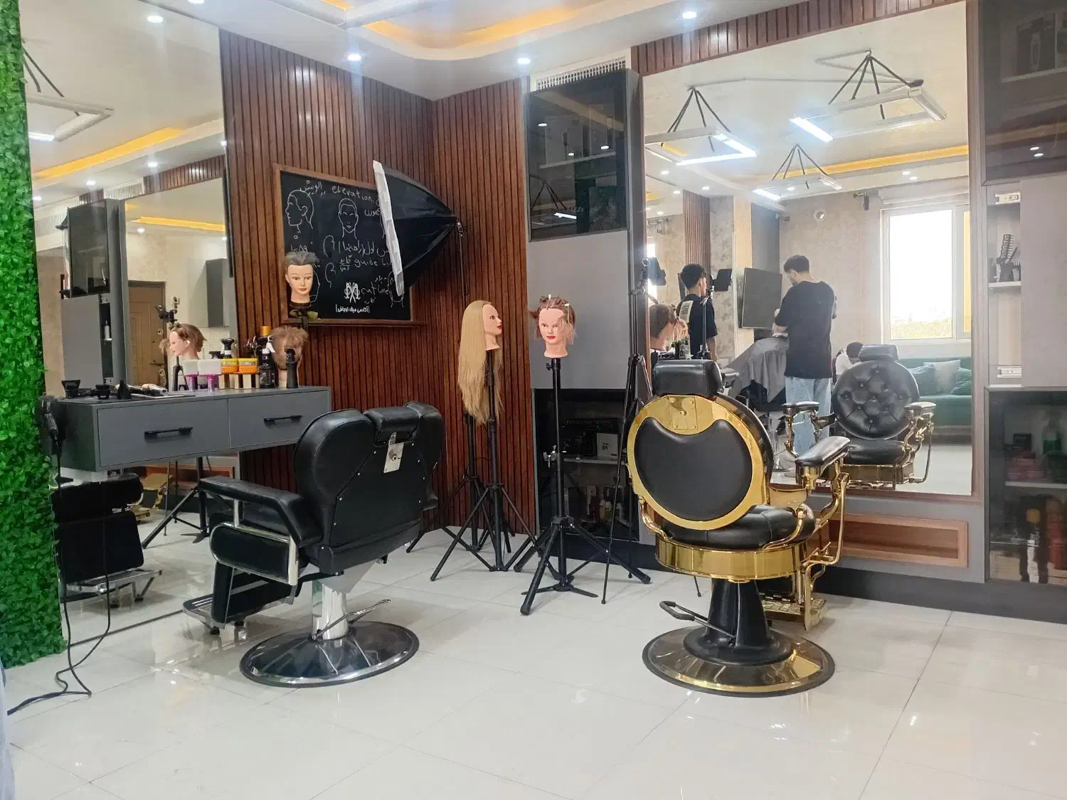 اصلاح موی سر رایگان مردانه با نظارت مربی|خدمات آرایشگری و زیبایی|قرچک, مهدیه|دیوار