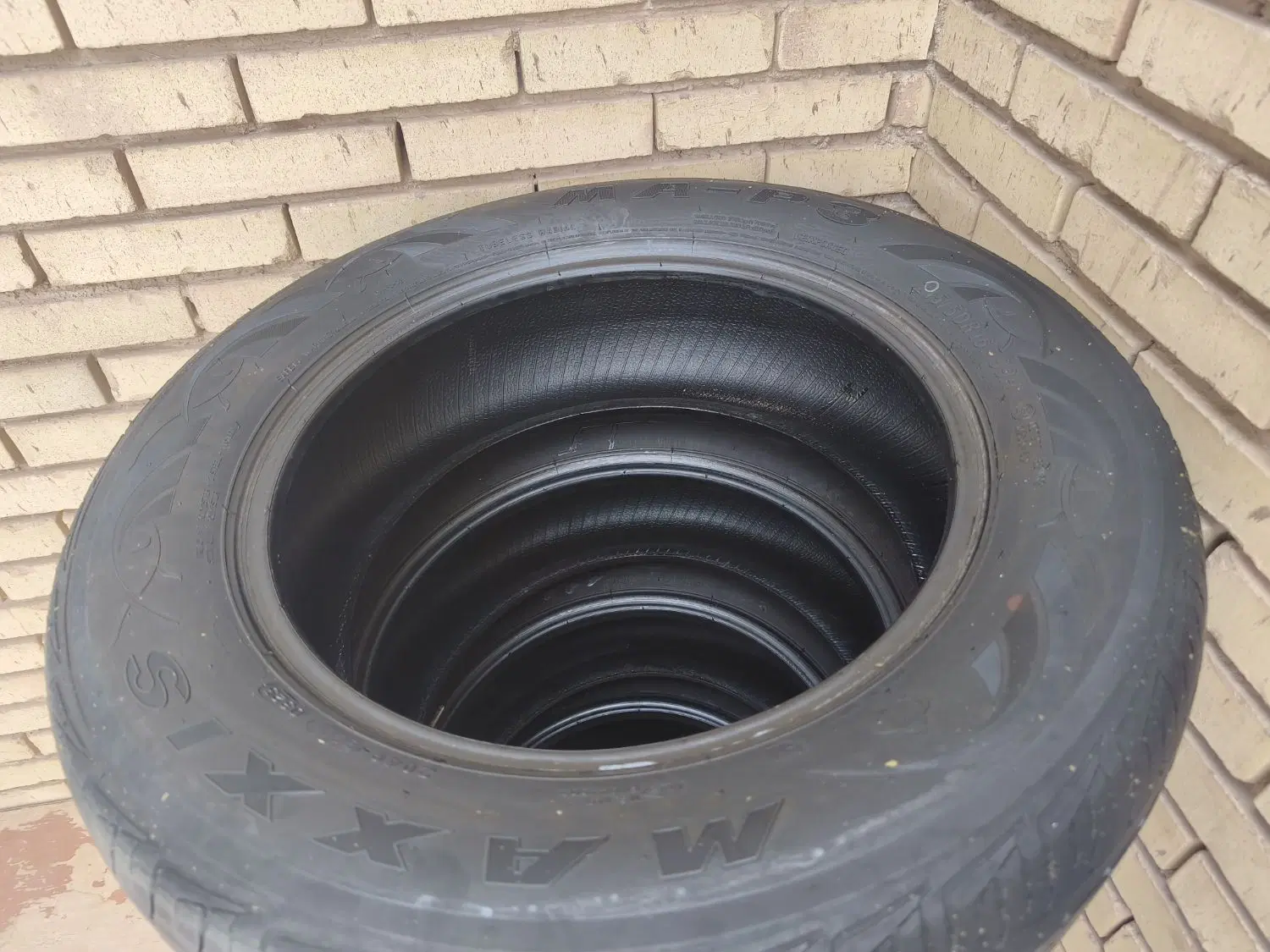 MAXXIS|قطعات یدکی و لوازم جانبی|رفسنجان, |دیوار