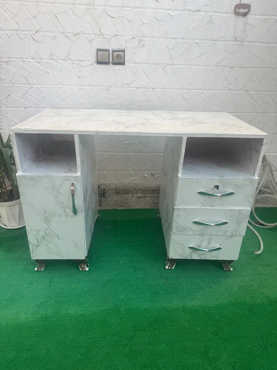 میز اداری|میز تحریر و کامپیوتر|خمینیشهر, |دیوار