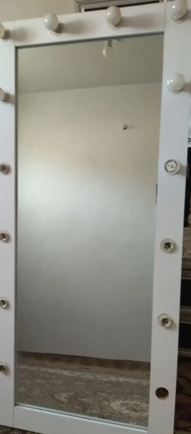 آینه|آینه|اردبیل, |دیوار