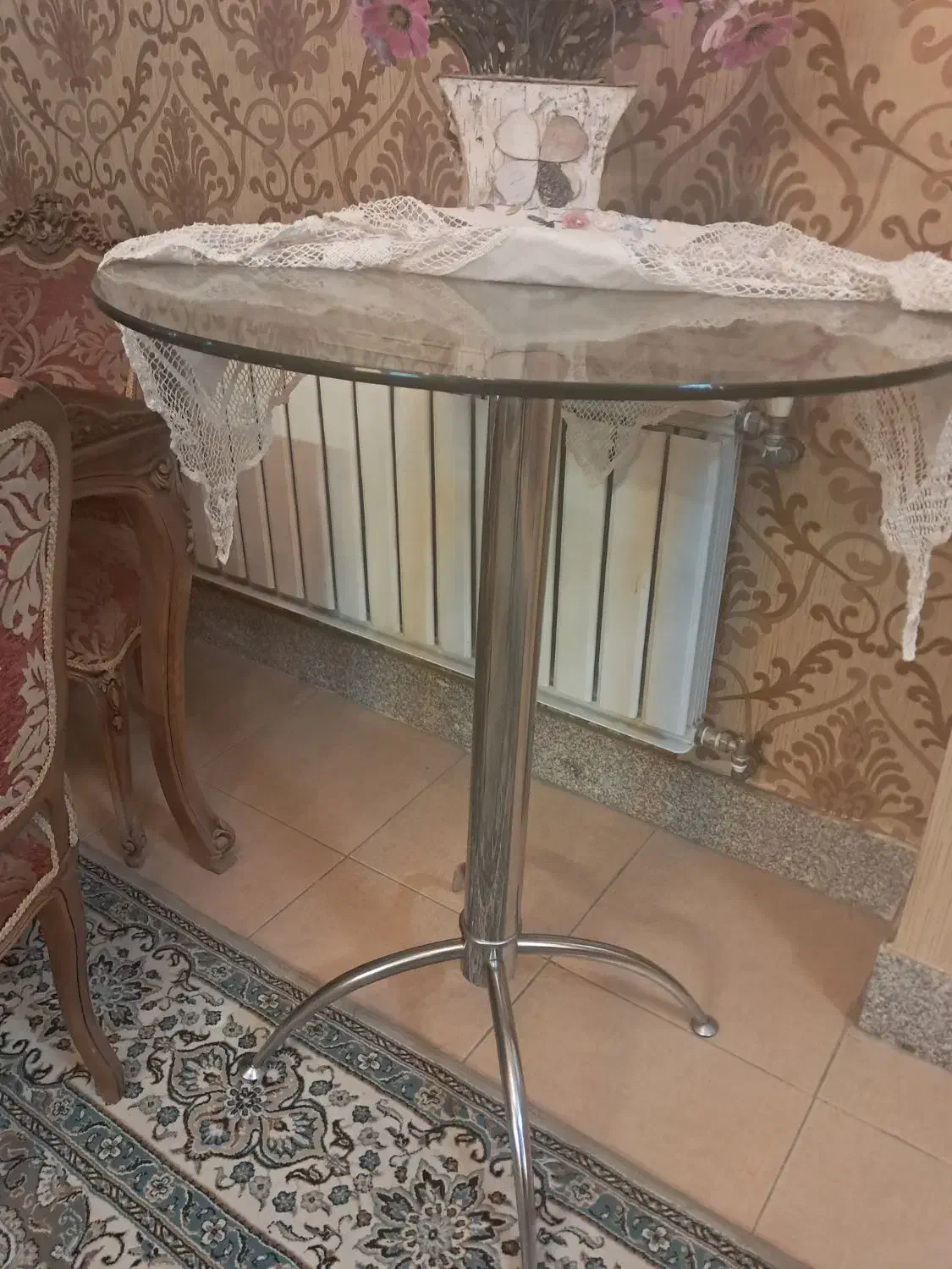 میز گرد|میز و صندلی غذاخوری|اصفهان, زهران|دیوار