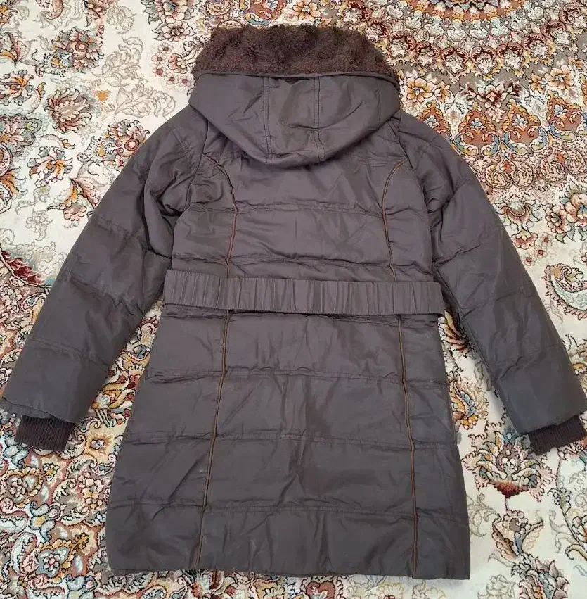 کاپشن و پالتو وبارانی|لباس|قرچک, زیبا شهر|دیوار