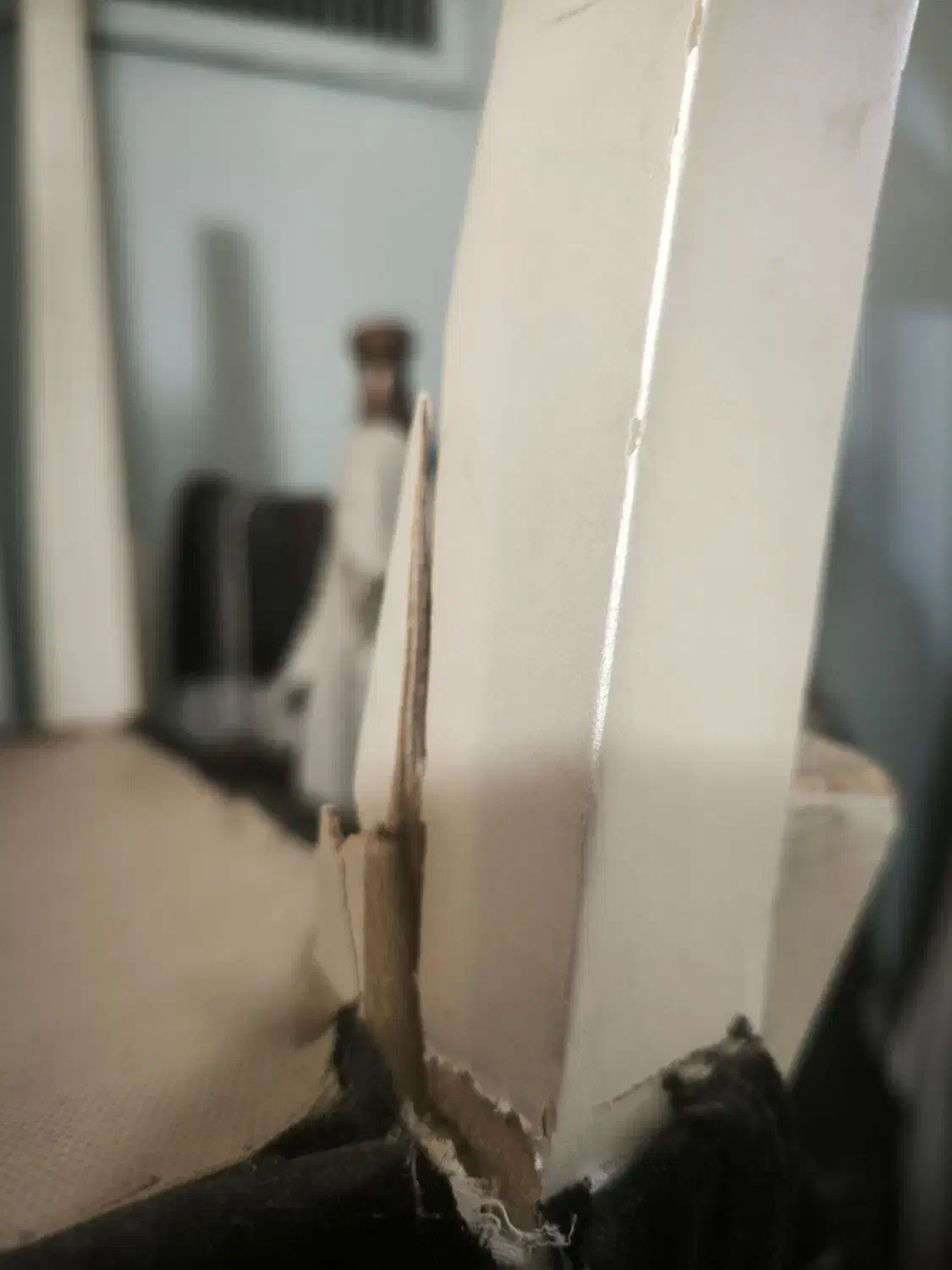 صندلی میزبان / ناهار خوری|صندلی و نیمکت|اندیشه, اندیشه فاز ۲|دیوار