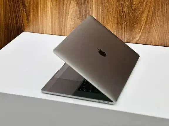 مک بوک پرو ۲۰۱۹|رایانه همراه|ارومیه, |دیوار