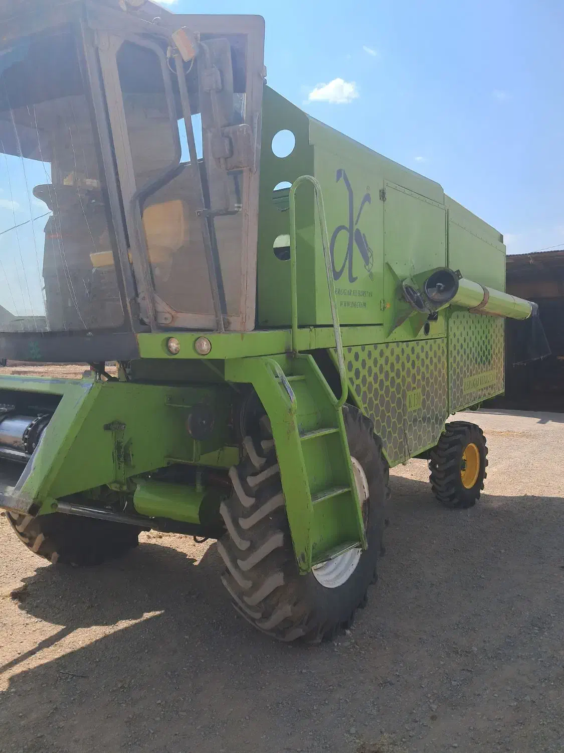 کمباین دروگر K130 مدل 99 تمیز|خودرو سنگین|مرودشت, فاز دوم شهرک فرهنگیان|دیوار