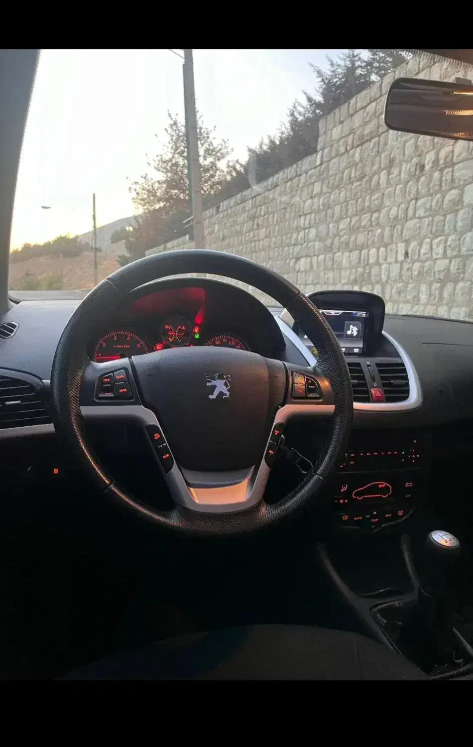 207 سقف فلز ، 1404 ، TU5|خودرو سواری و وانت|کاشان, فاز ۲ ناجی آباد|دیوار