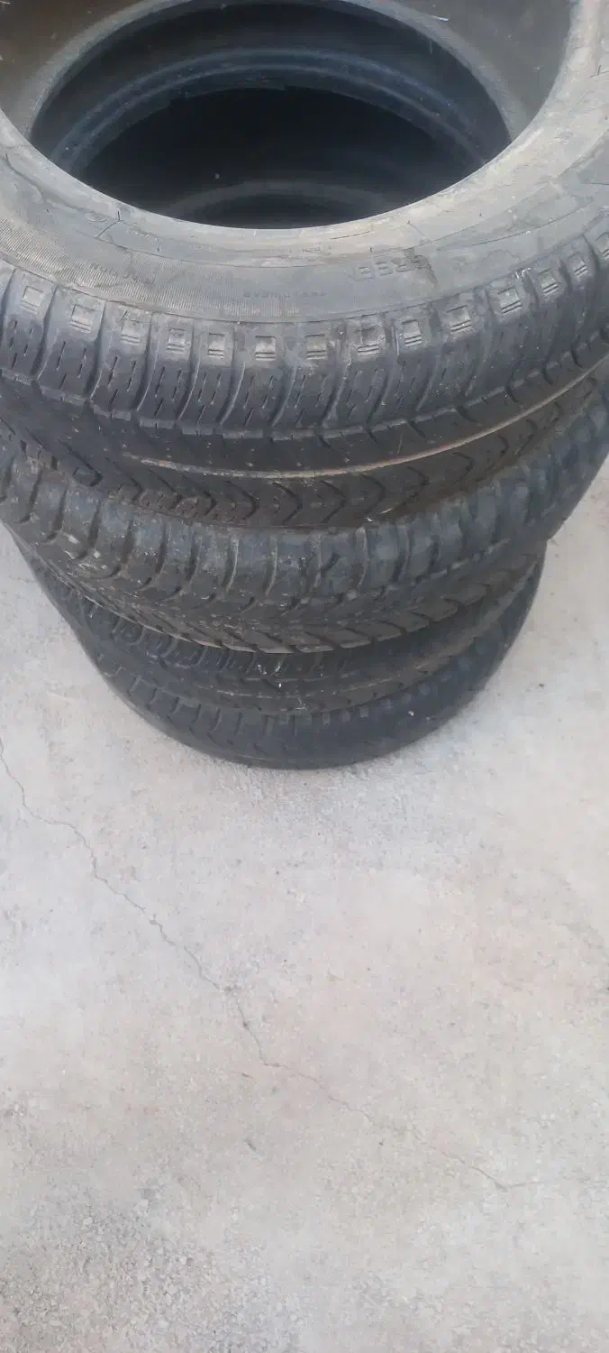 لاستیک پژو ۴۰۵|قطعات یدکی و لوازم جانبی|رودشت (چهارمحال و بختیاری), |دیوار