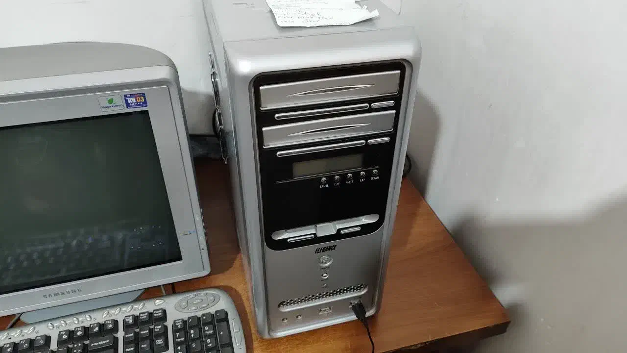 کامپیوتر|رایانه رومیزی|تبریز, |دیوار