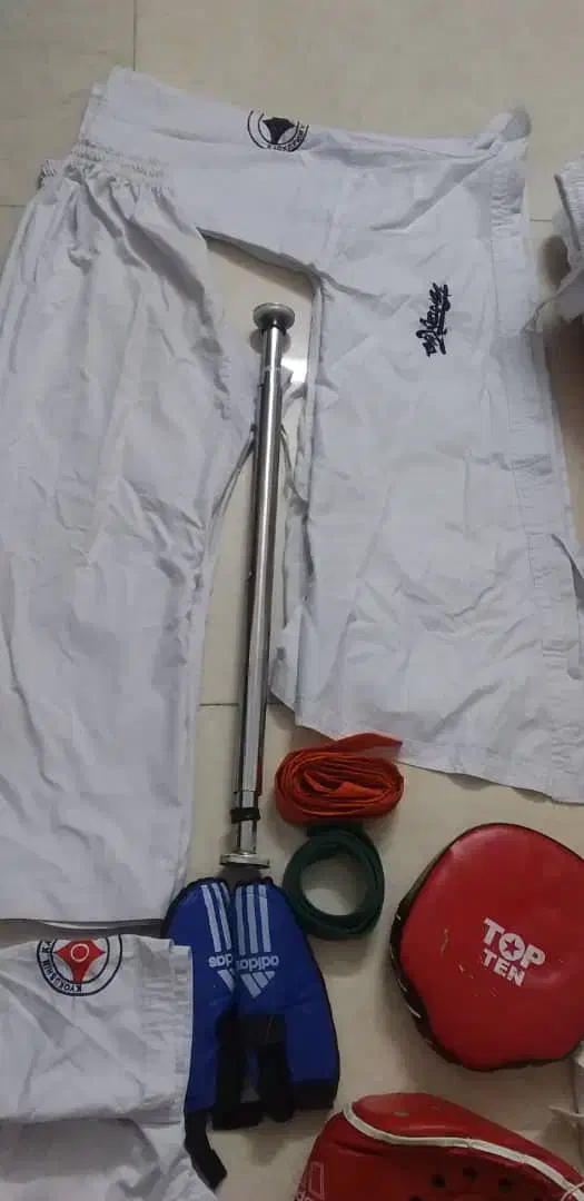 لباس کیم کوشین|لباس|تهران, خانی آباد نو شمالی|دیوار