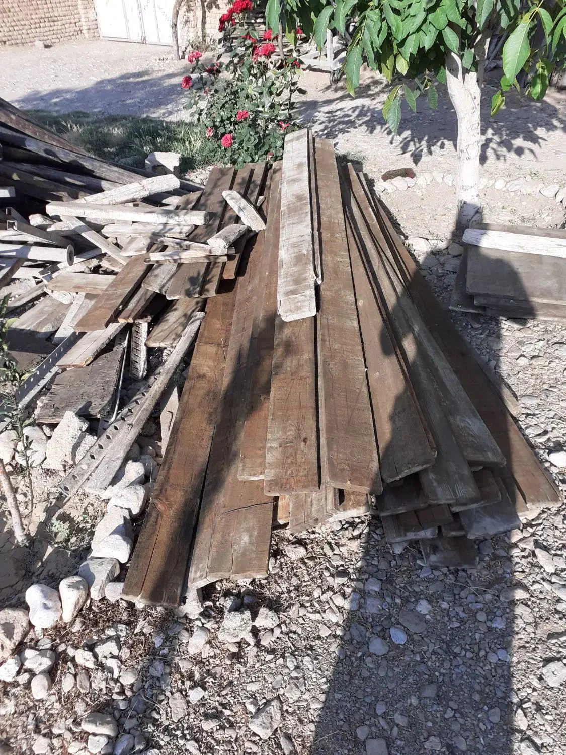 اجاره ابزار کار اسکلت بتون روستای رزینی|خدمات پیشه و مهارت|نهاوند, |دیوار