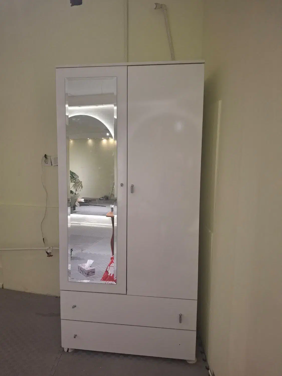 کمد لباس کشو دار|جاکفشی، کمد، دراور|مشهد, آزادشهر|دیوار