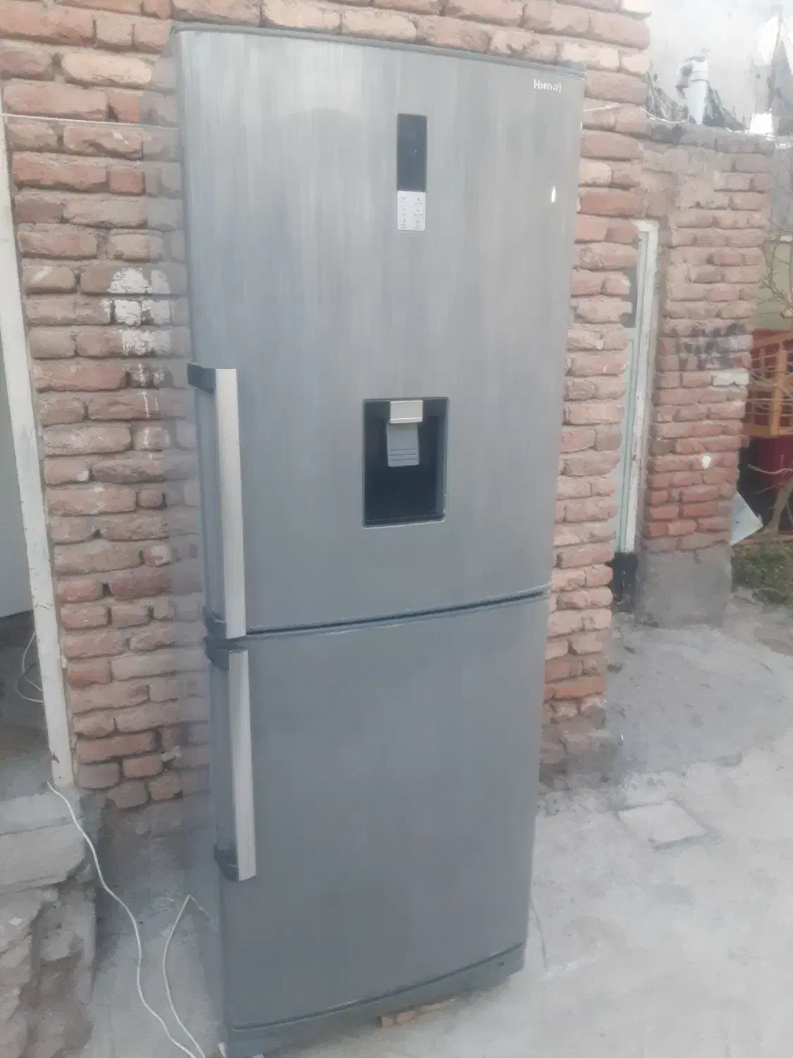 یخجال،فریزر در حد نو و با ضمانت کتبی میفروشم|یخچال و فریزر|اردبیل, |دیوار