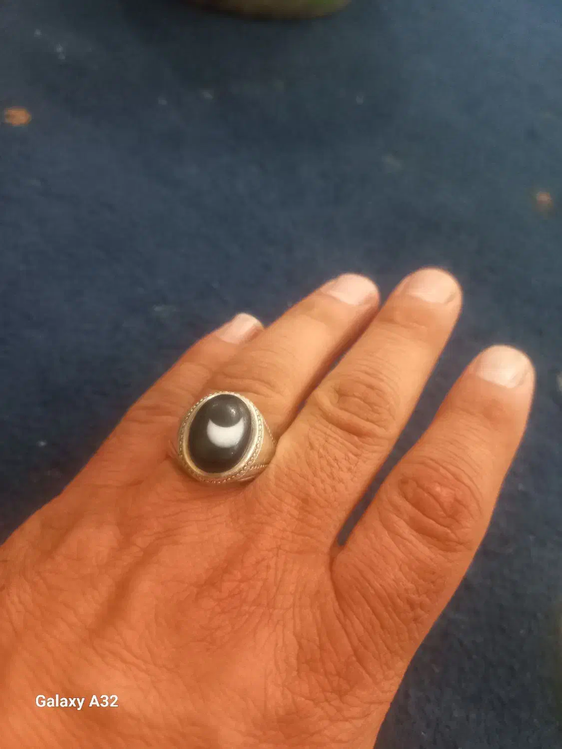 انگشتر خاص و تک|جواهرات|کارون, |دیوار