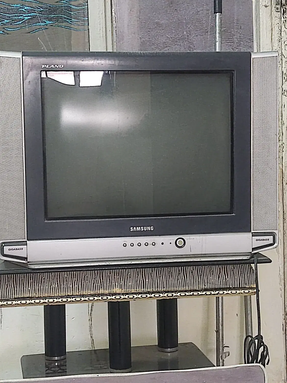 تلویزیون سامسونگ ۲۱ اینچ|تلویزیون و پروژکتور|قرچک, باقرآباد|دیوار