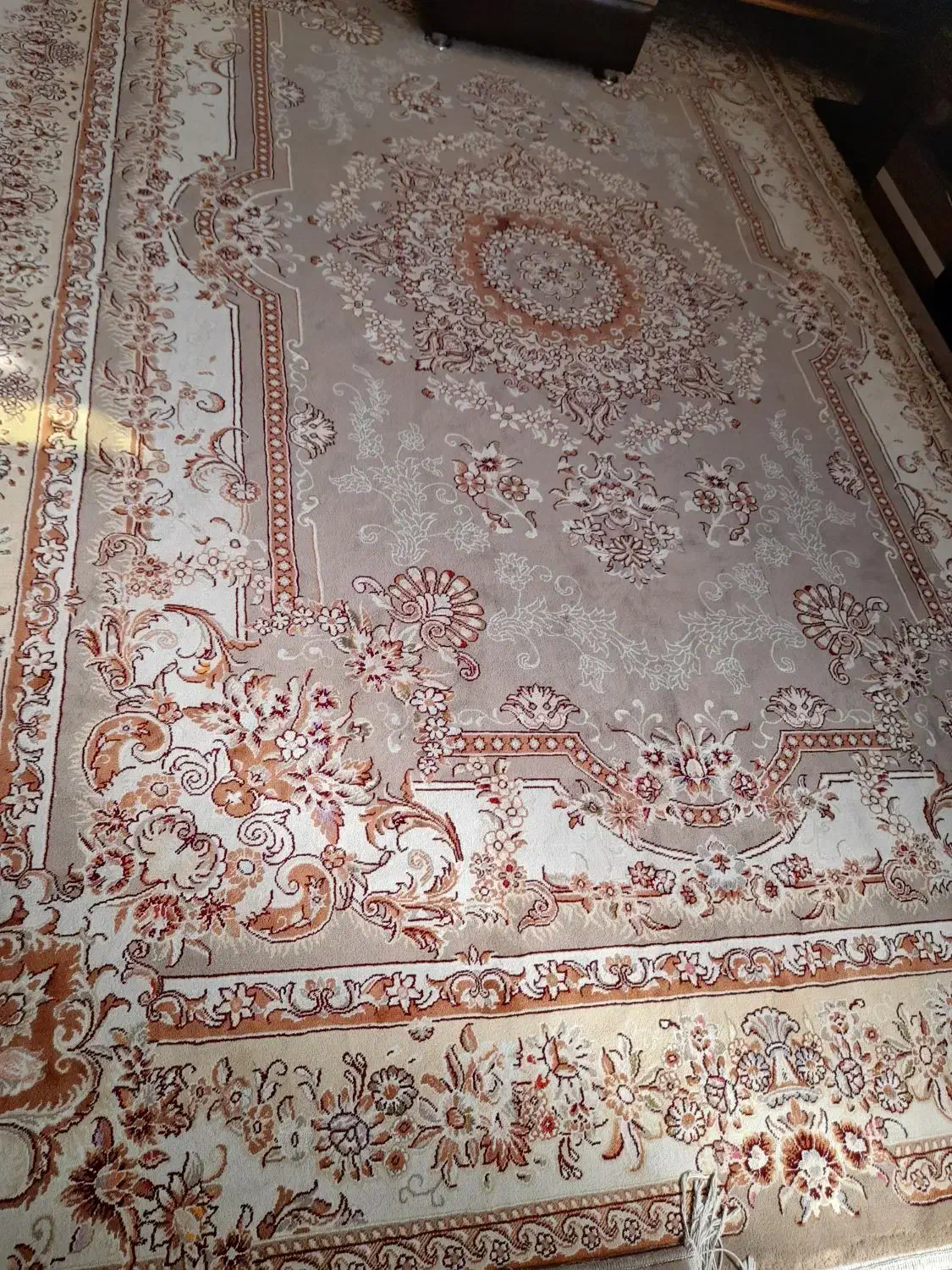 ۳ تخته فرش ۹متری موجود در مامونیه|فرش|زرندیه, |دیوار