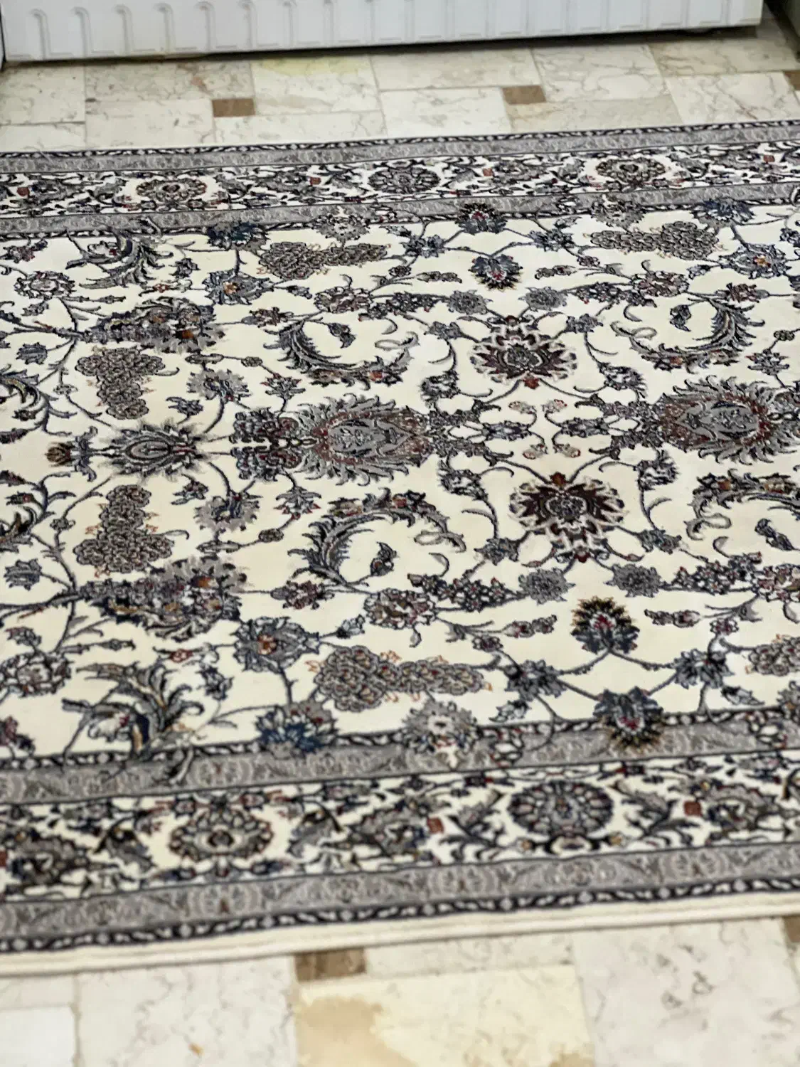 فرش کناره ماشینی متری نو نو۱۳۰×۳ متر (فقط پهن شده)|فرش|تهران, امیریه|دیوار