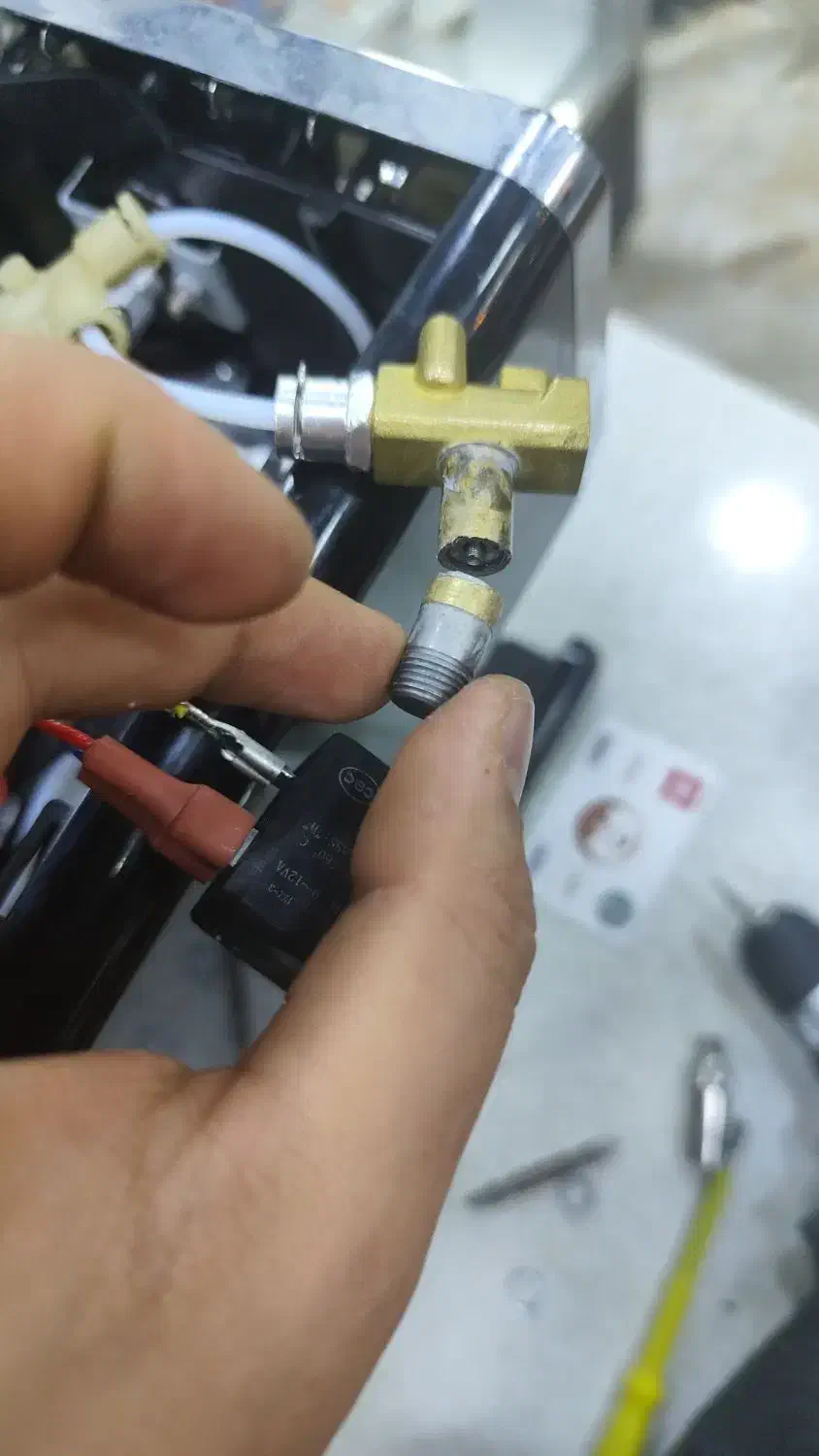 سرویس دستگاه اسپرسو خانگی، نیمه صنعتی و صنعتی|خدمات پیشه و مهارت|اصفهان, محمودیه|دیوار