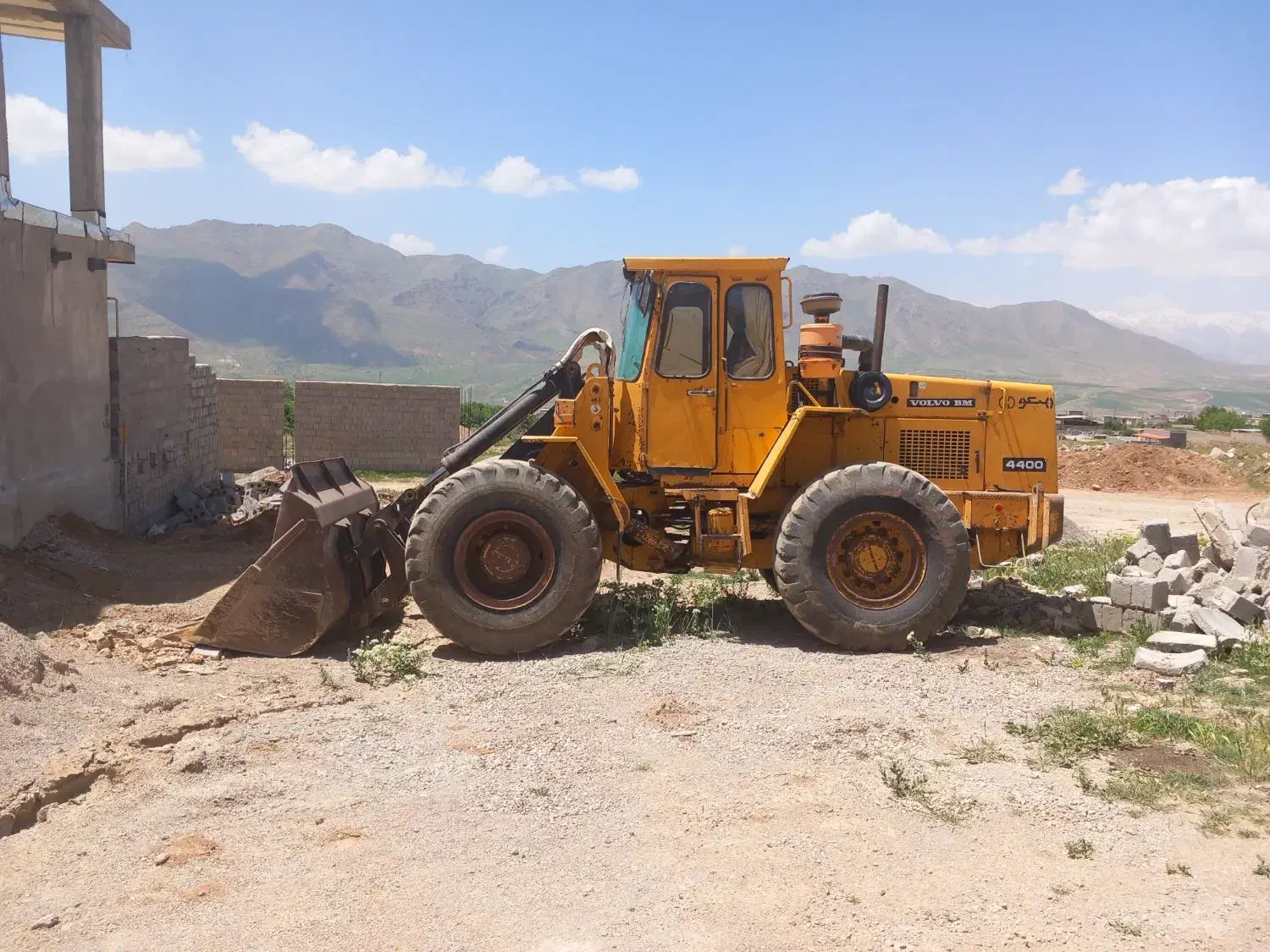 لودر اجاره ای|خدمات حمل و نقل|ناغان, |دیوار