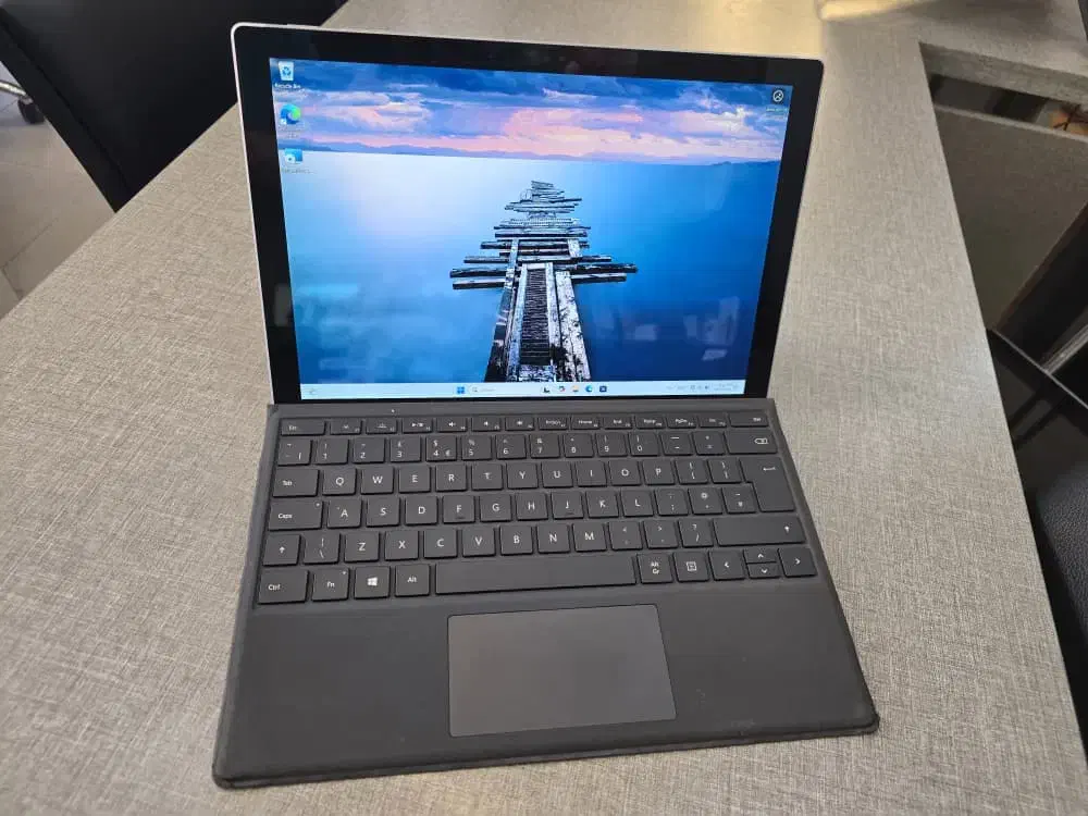 سرفیس پرو ۷ سال ۲۰۲۰ با کیبرد 7 surface pro|رایانه همراه|تهران, قبا|دیوار
