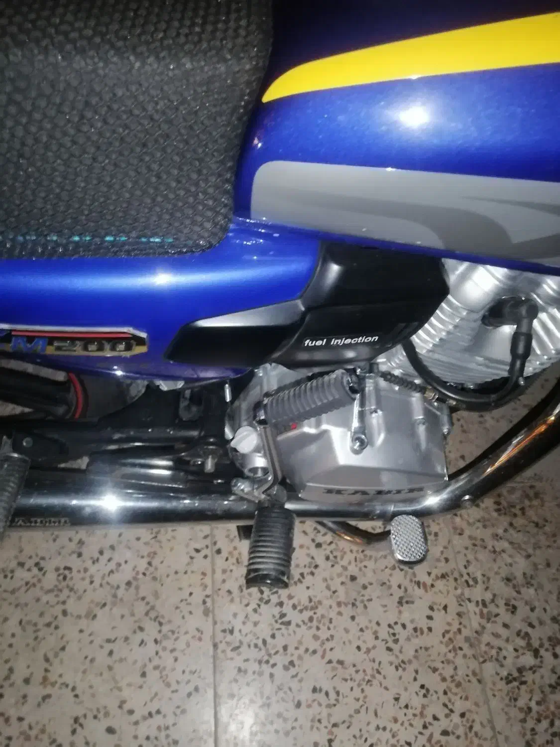 کبیر 200....1403|موتورسیکلت|صدرا-فارس, فاز ۱|دیوار