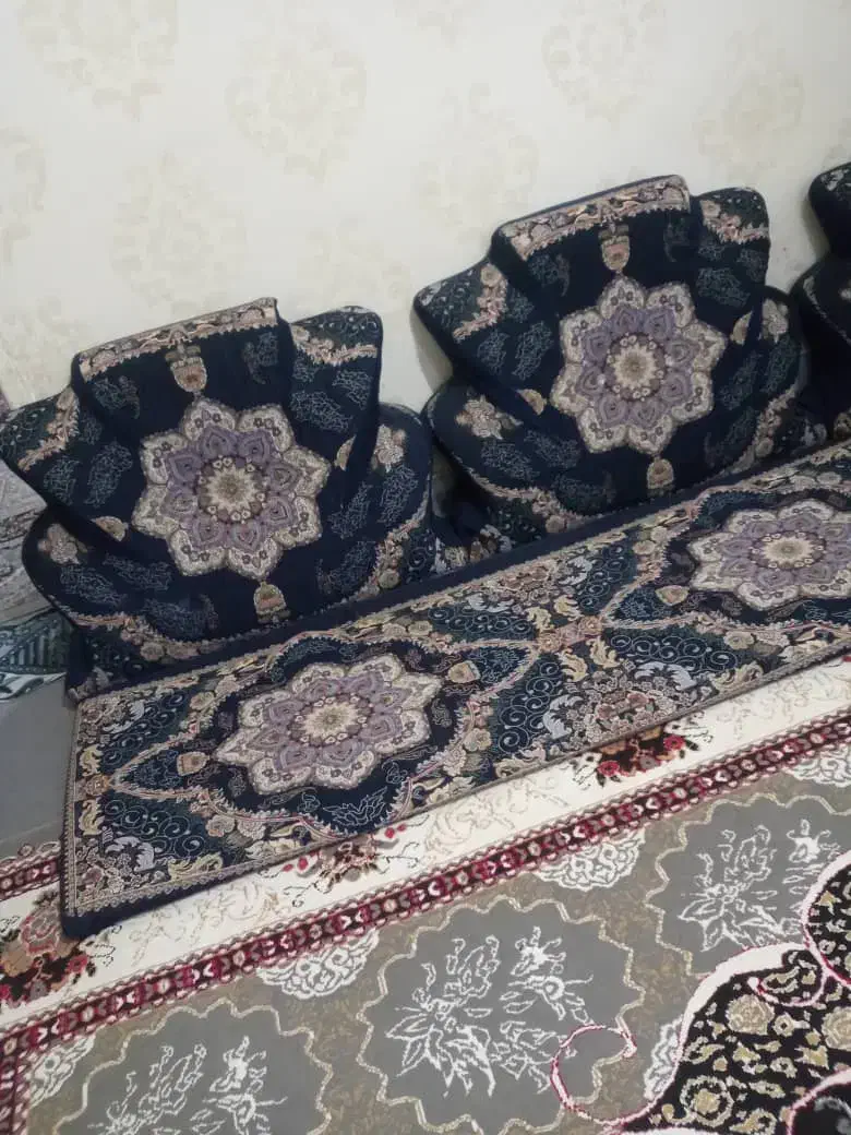 پشتی و کناره|مبلمان خانگی و میز عسلی|چابهار, |دیوار