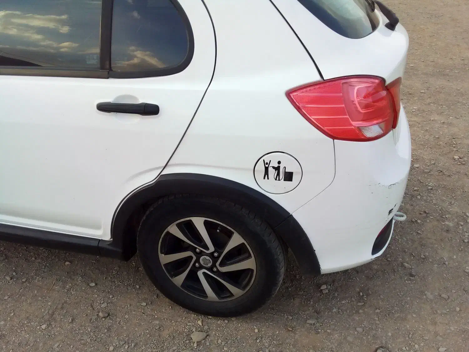 کوئیک مدل ۹۹بسیارسالم|خودرو سواری و وانت|اراک, |دیوار