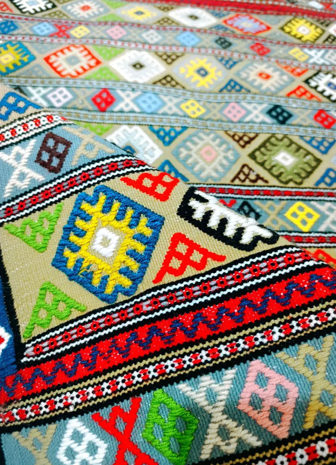 «گلیم دست بافت»|گلیم، جاجیم، گبه|یزد, |دیوار