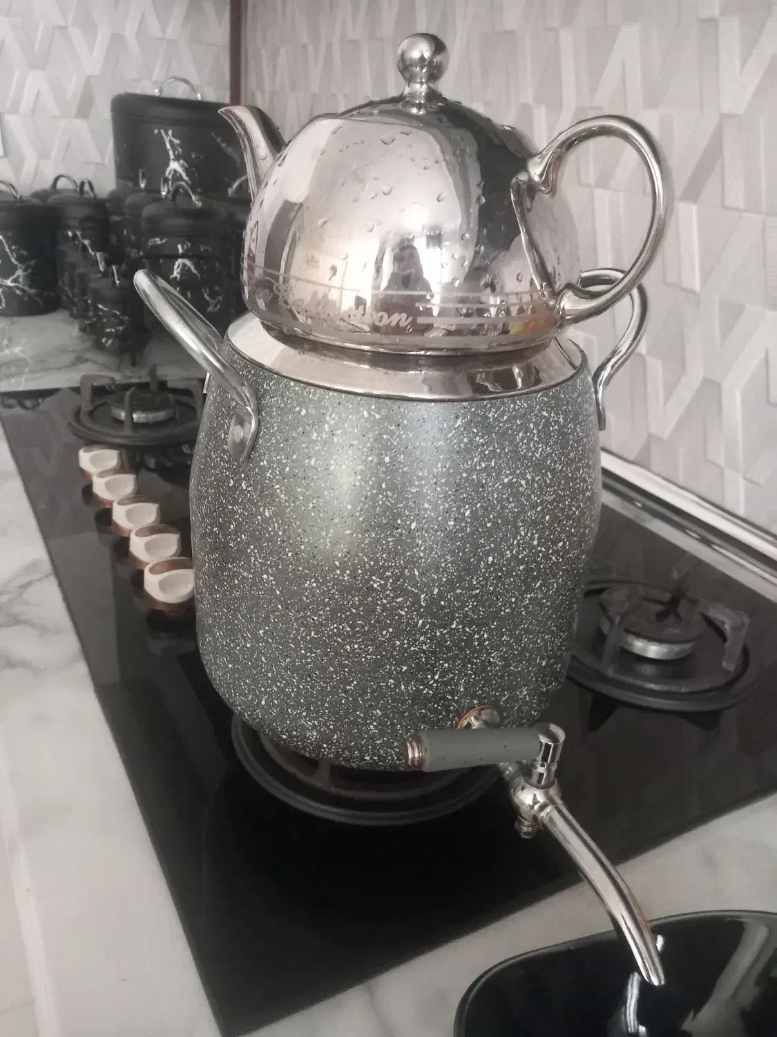 وسایل اشپزخانه|قوری، کتری، قهوه‌ساز دستی|رشت, دروازه لاکان|دیوار