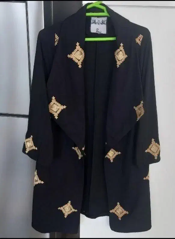 مانتو طرح کت|لباس|سراب, |دیوار