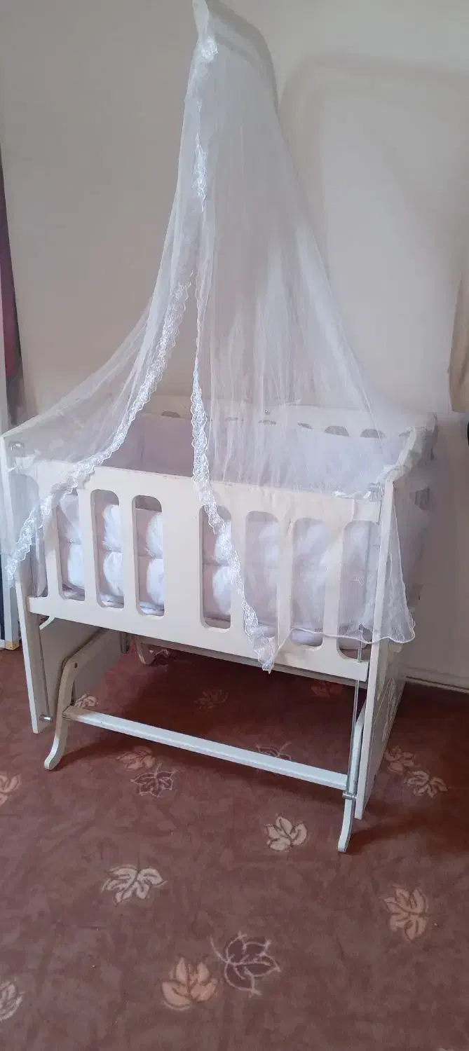 تخت گهواره کنار مادر|تخت و صندلی بچه|هشتگرد, سعید آباد|دیوار