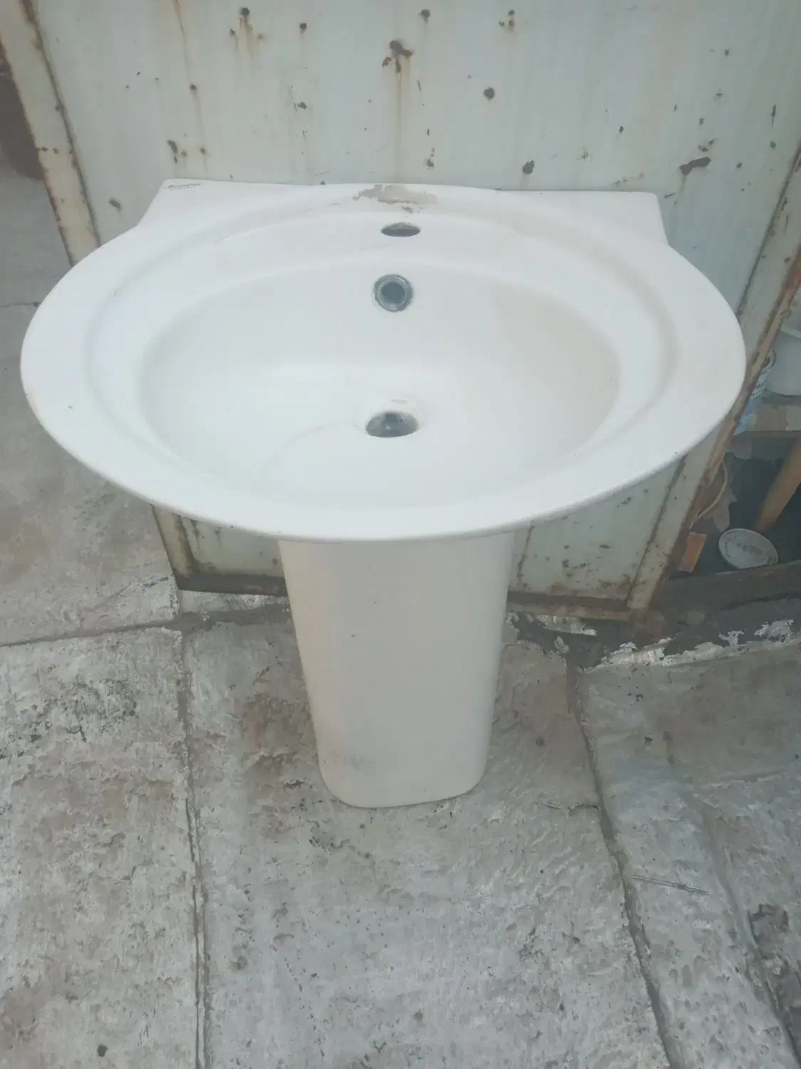 یک عددروشویی درحد|لوازم سرویس بهداشتی|بهارستان, |دیوار